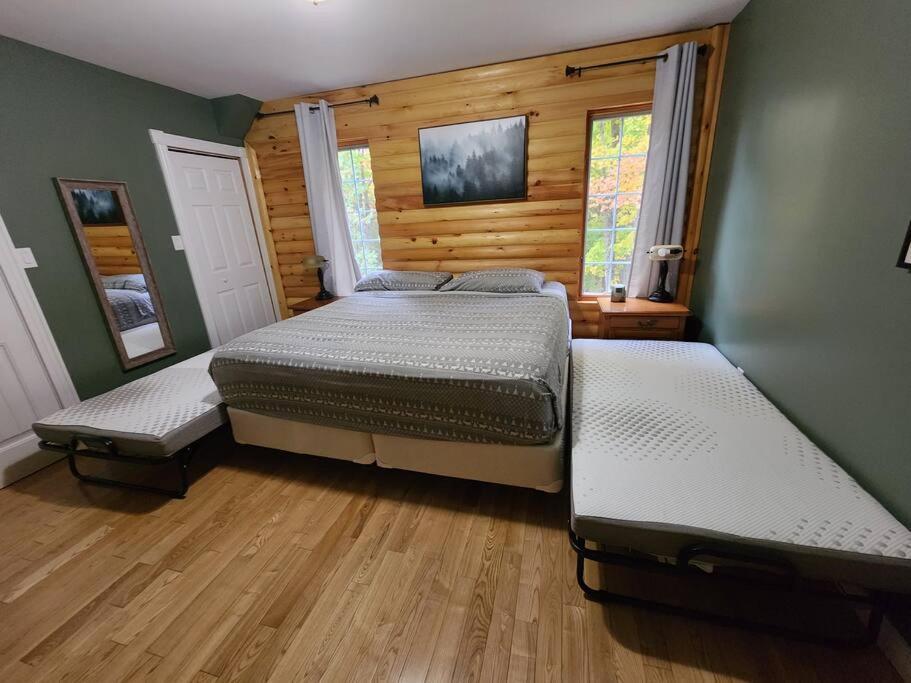 Dingle Run Lodge At Sir Sam'S Haliburton Exterior foto